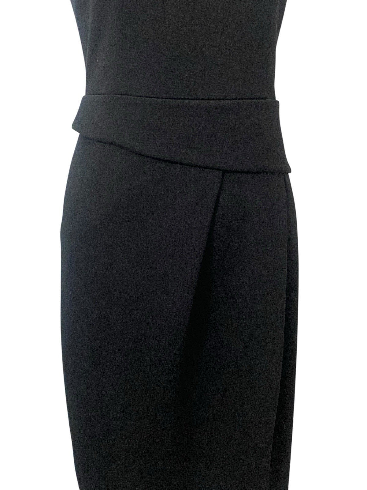 Akris Punto Black Stunning Fit Peplum Waisted Knew Length w/Right Pocket Small