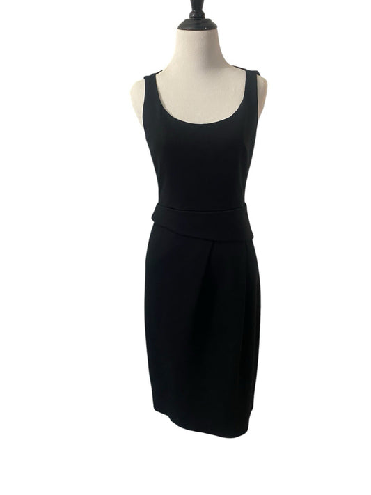 Akris Punto Black Stunning Fit Peplum Waisted Knew Length w/Right Pocket Small